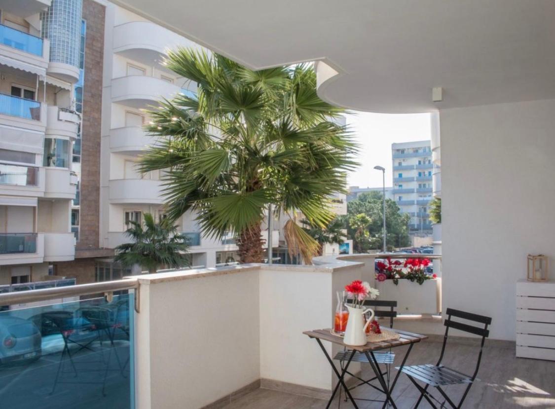 Nilu In Citta - Nuovo Appartamento Con Vista Mare Monopoli Buitenkant foto